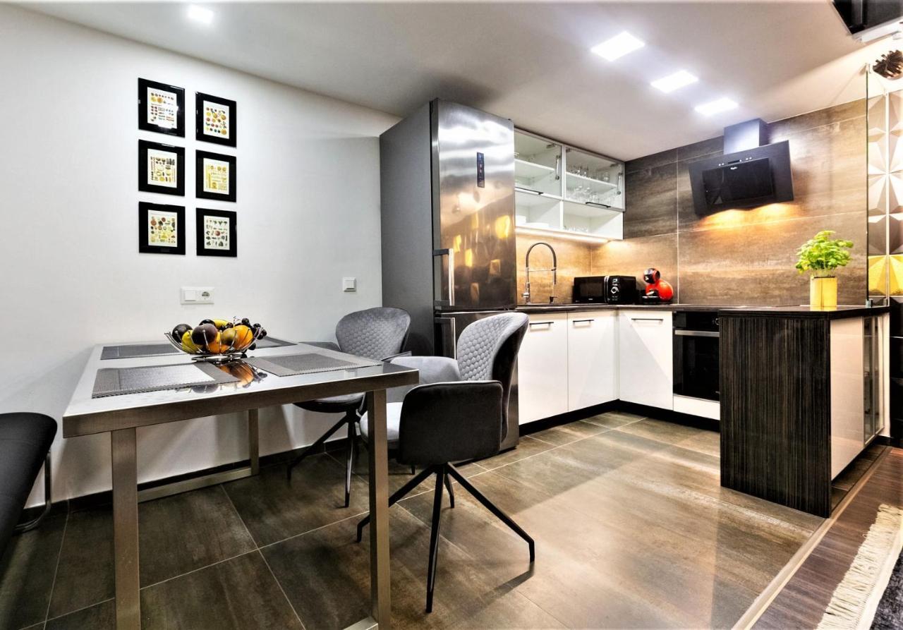 Goldcentral Apartment Art B6 Budapest Exterior photo